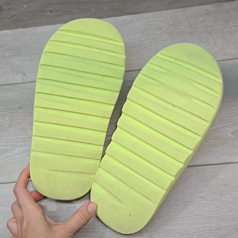 Yeezy Adidas Mens Lime Green Slide Sandals Shoes Sz 8 Slide